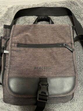 Kenneth Cole Reaction Charcoal Messenger Crossbody Bag